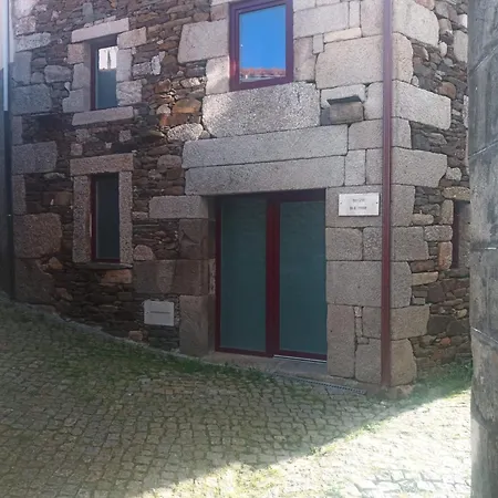 Casa Do Alambique * Castro Daire